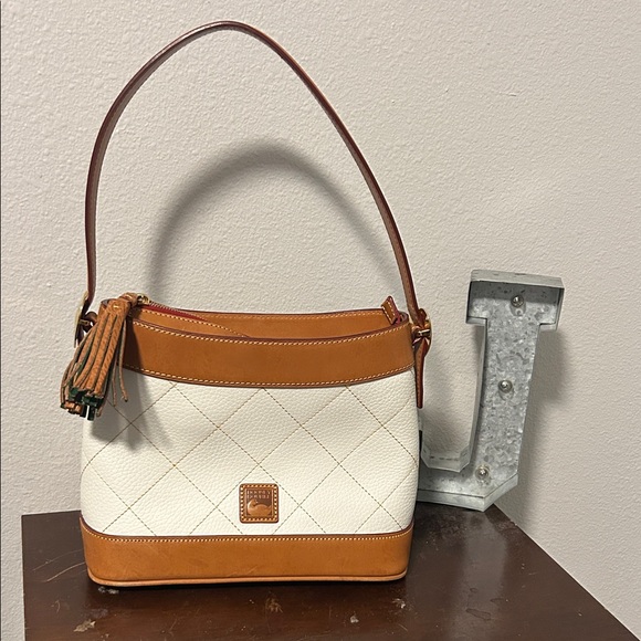 Dooney & Bourke Tan and Cream Shoulder Bag - Picture 1 of 11